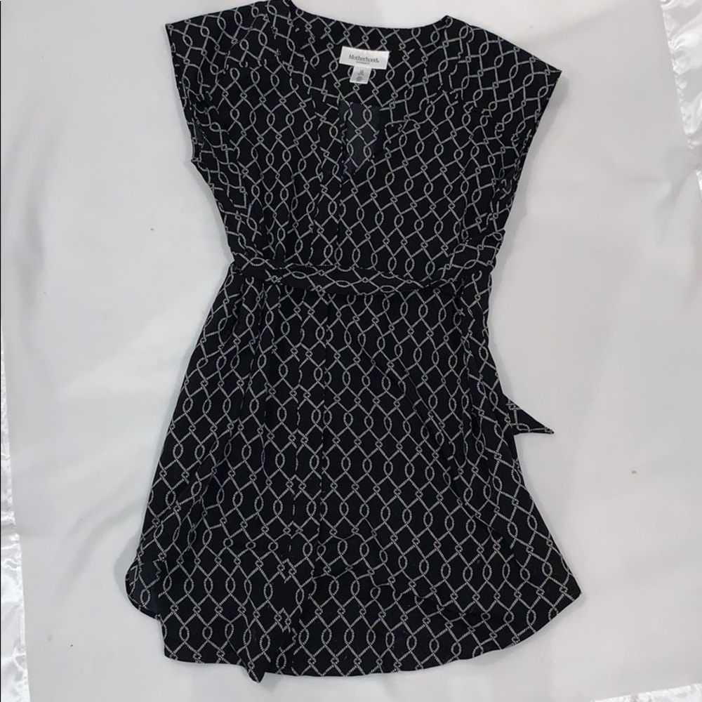 Motherhood maternity blouse nwot